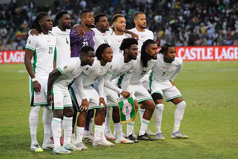 بنين ضحية "هاتريك" أوسيمين.. نيجيريا إلى ملحق كأس العالم